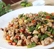 Spicy Pepper Rabbit Wooden Bucket Rice