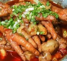 Legendary Braised Chicken Feet