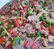 Fresh Spicy Rabbit in Pot