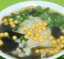 Kelp and Pea Noodles