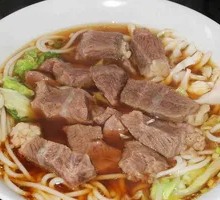 Clear Soup Beef Noodles