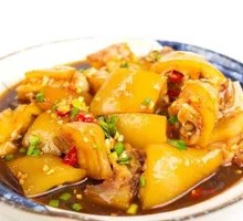 Spicy and Sour Pig Trotters