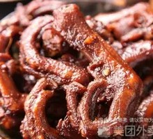 Sauce-Flavored Duck Feet