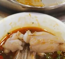 Delicious Bullfrog with Flower Carp