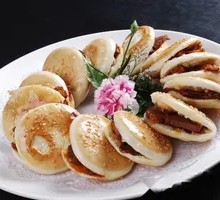 Five-Spice Beef Steamed Bun