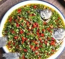 Cold-mixed crucian carp