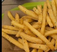 Crunchy Fried Potato Strips