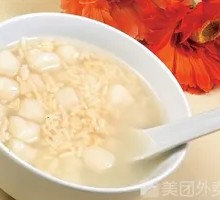 Glutinous Rice Balls in Fermented Rice Soup