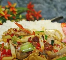 Pickled Chili Pork Liver Rice