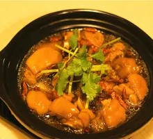 Braised Pig Trotters in Brown Sauce