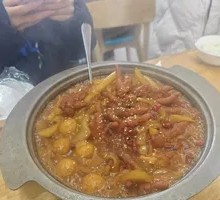 Stone Pot Chicken Feet