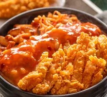 Crispy Chicken Rice Bowl with Mashed Potatoes