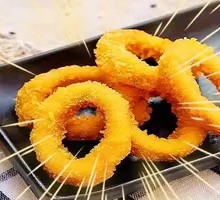 Chicken Rings with Two Tomato Ketchup Packets