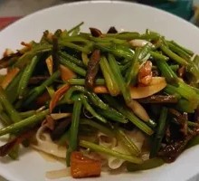 Celery Beef Noodles