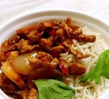 Spicy Chicken Dry Noodles