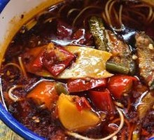 Pickled Chili Eel Noodles