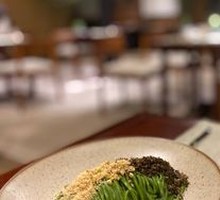 Handmade Spinach Dan Dan Noodles