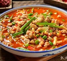 Fresh Spicy Rabbit in Pot