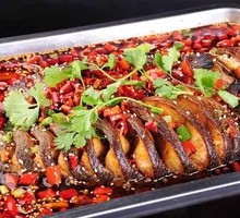 Grilled Grass Carp with Special Ham Sausage