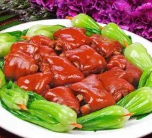 Freshly Boiled Pig Trotters