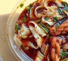 Beef Daoxiao Noodles