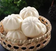 Steamed Pork and Sprout Bun