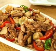 Braised Pork with King Oyster Mushrooms