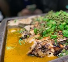 Fresh Green Pepper Spicy Grilled Fish