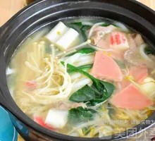Lunch Meat Sour Cabbage Rice Noodles