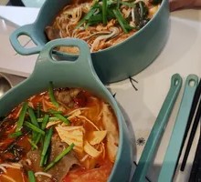 Snowflake Beef Hot Pot Noodles
