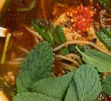 Fragrant Stinky Tofu and Pork Mini Hot Pot Rice Noodles