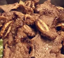 Black Pepper Rib Eye Steak on Stone Plate