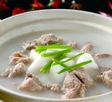 Braised Pork Rib with Radish