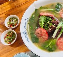 Clear Soup Pork Shank