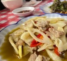 Bamboo Shoots Braised with Pork