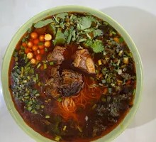 Braised Pork Ribs with Rice Noodles