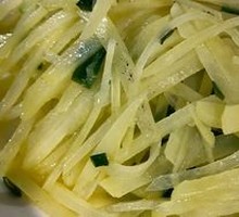 Stir-Fried Potato Strips