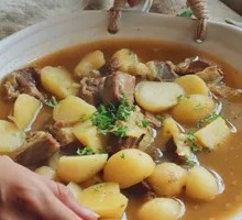 Curry Braised Beef Brisket with Baby Potatoes