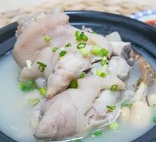 Pig Trotter Soup