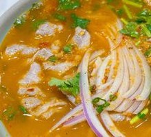 Satay Beef Rice Noodles