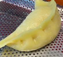 Special Pickled Cabbage Steamed Dumplings