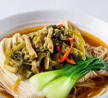 Spicy Pickled Cabbage and Pork Noodles