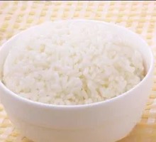 Steamed Rice in Bamboo Steamer