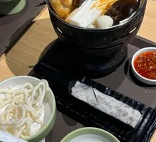 Secret Spicy Sour Shrimp Dumpling Hot Pot