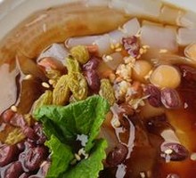 Red Sugar Fermented Rice Ball Ice Dessert