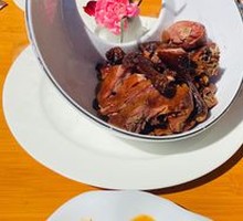 Special Sauce Aromatic Local Duck