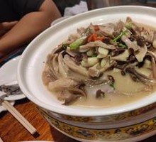 Ginseng Mushroom and Pig Tripe Stew
