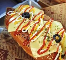 Classic Cheese Bacon Hot Dog