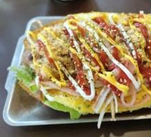 Crab Stick and Pork Floss Omelette Hot Dog