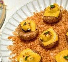 Pan-Seared Beef Tongue with Baked Mushrooms